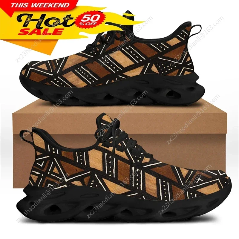 The Ethnic Fashion - アフリカ民族部族柄スニーカー男性用新しいメンズファッションフレックスコントロールランニングシューズレースアップフットウェア