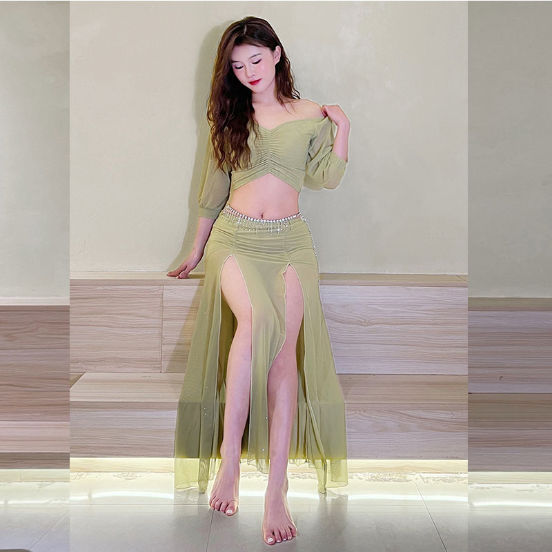ストラップレストラップレストップとスカートの女性用セット,オ - Ethnic Fashion India のレビューと価格